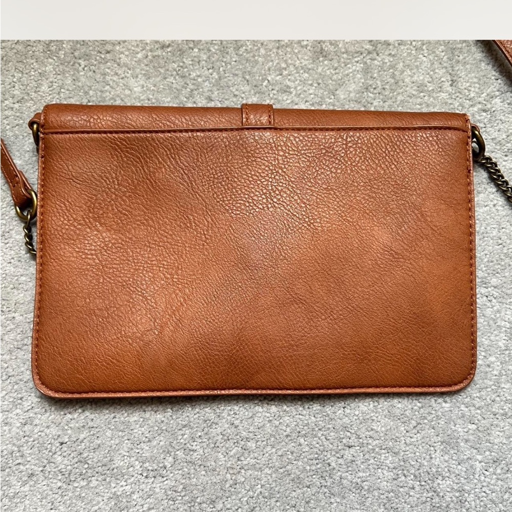 Universal Thread Tan Leather Crossbody Bag - Picture 4 of 5